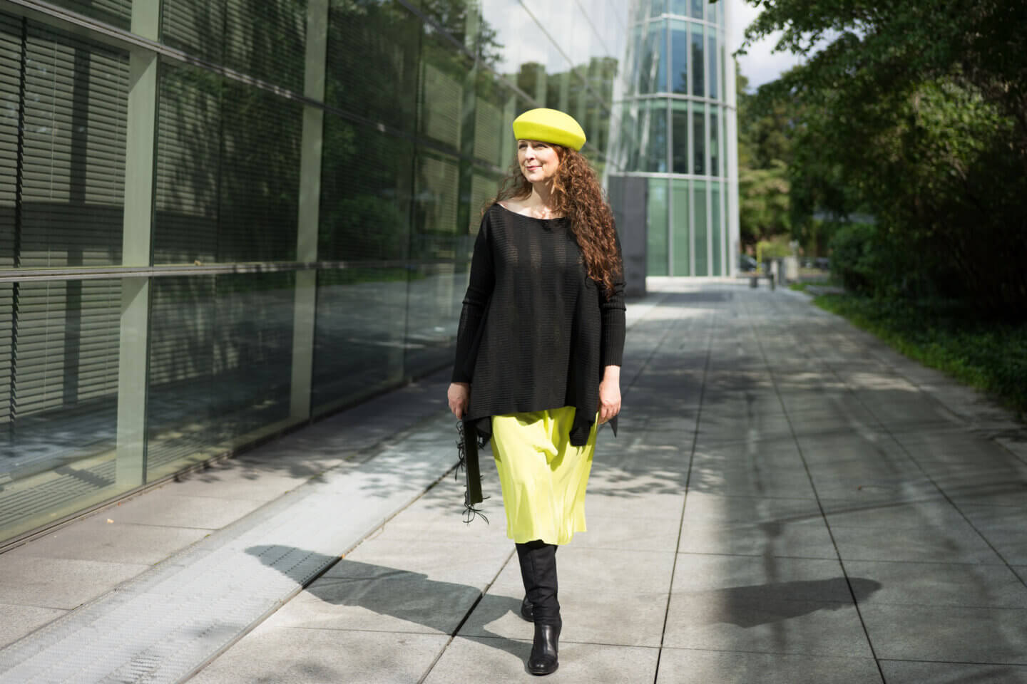 Neon Outfit, wie trägt man eigentlich neon, Neon kombinieren, Neon style - Ü50 Modebloggerin Ü40 Modeblog styleREBELLES