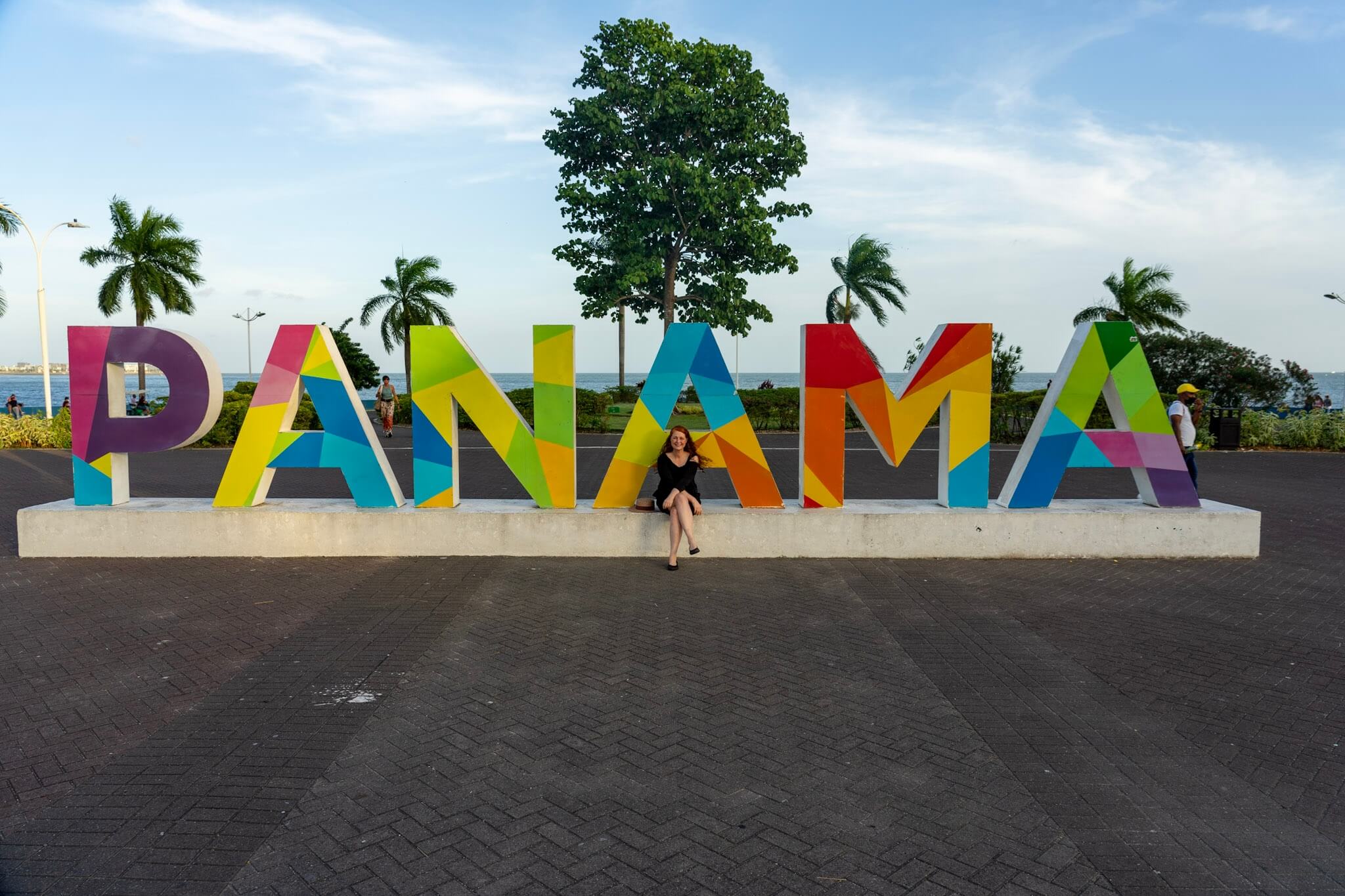 Panama Sign Avenida Balboa 