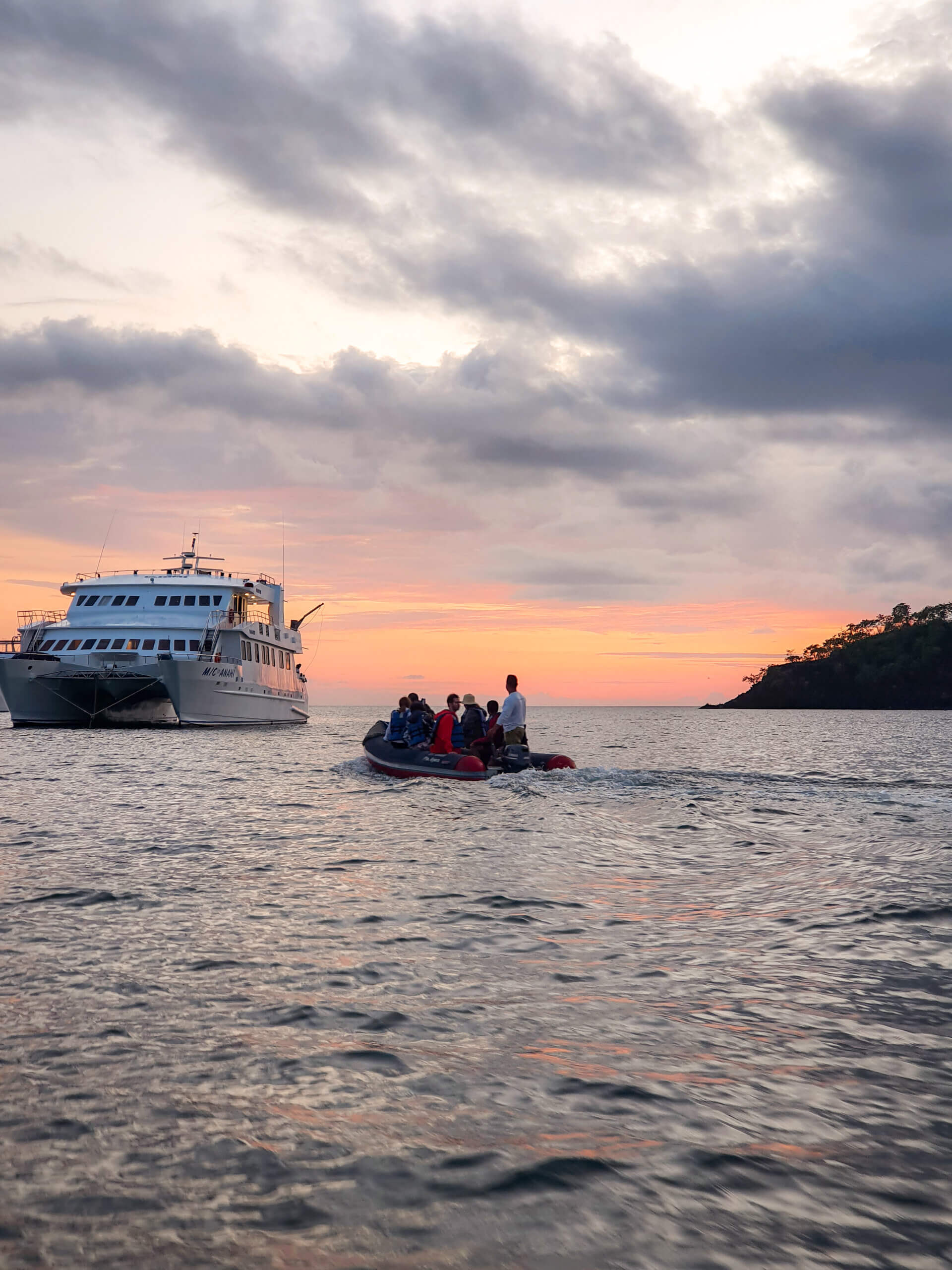 Packliste Galapagoskreuzfahrt für Frauen - Anahi Catamaran Cruise Galapagos