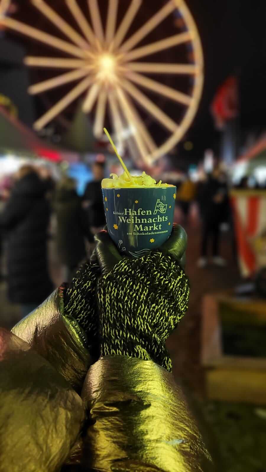 Accessoires für den Weihnachtsmarkt - warm durch die Glühweinsaison