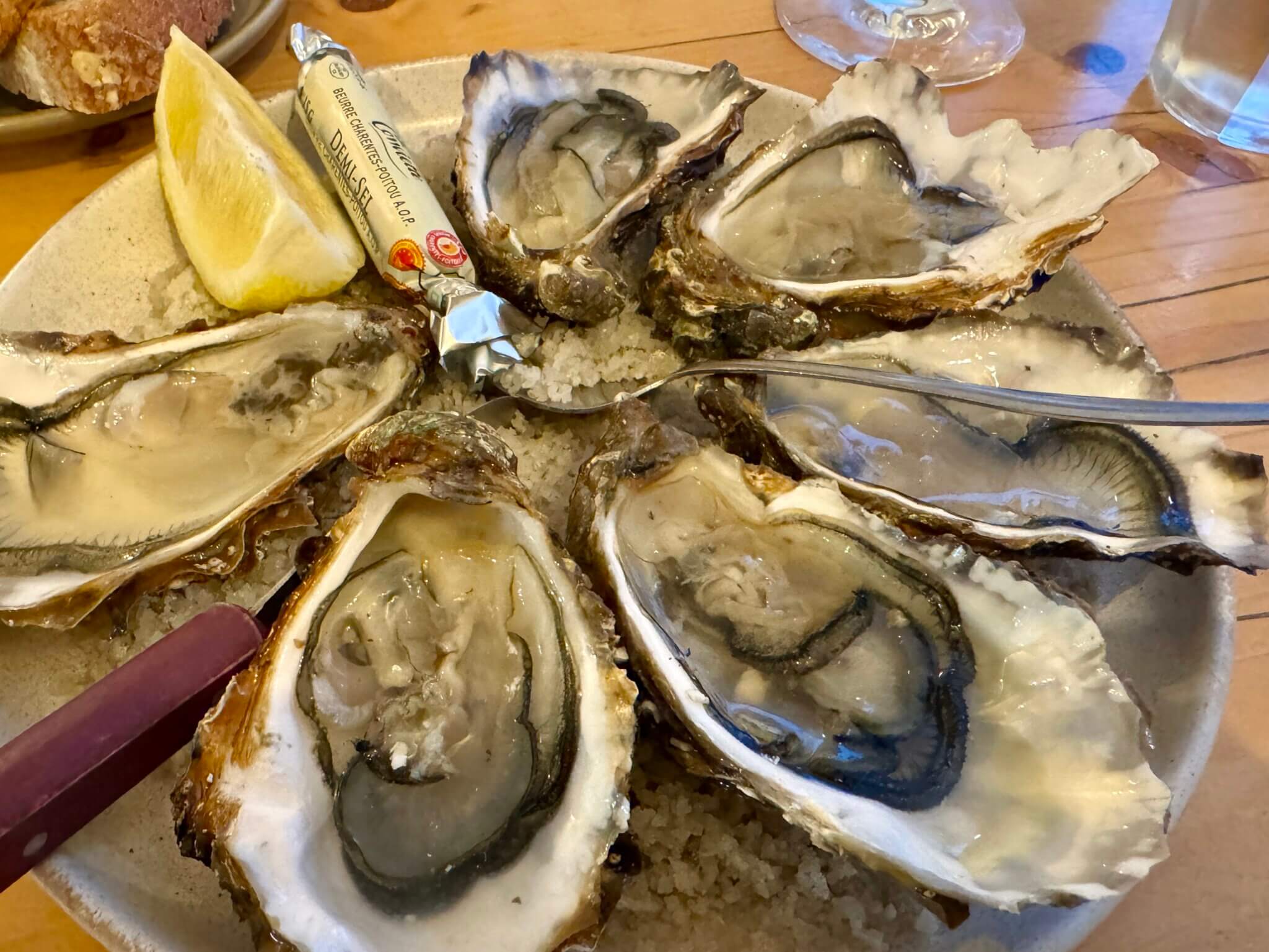 Sommer in Frankreich Reisetipps Paris La Rochelle Austern Wein Meeresluft Reise Flanieren Restaurants